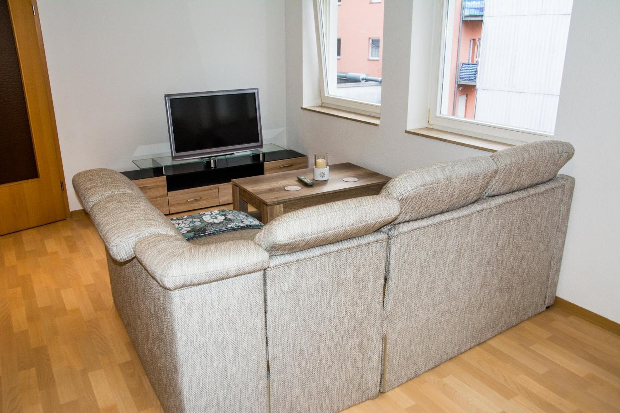 Schoene 2-Raum-Wohnung Im Zentrum Waltershausens Екстер'єр фото